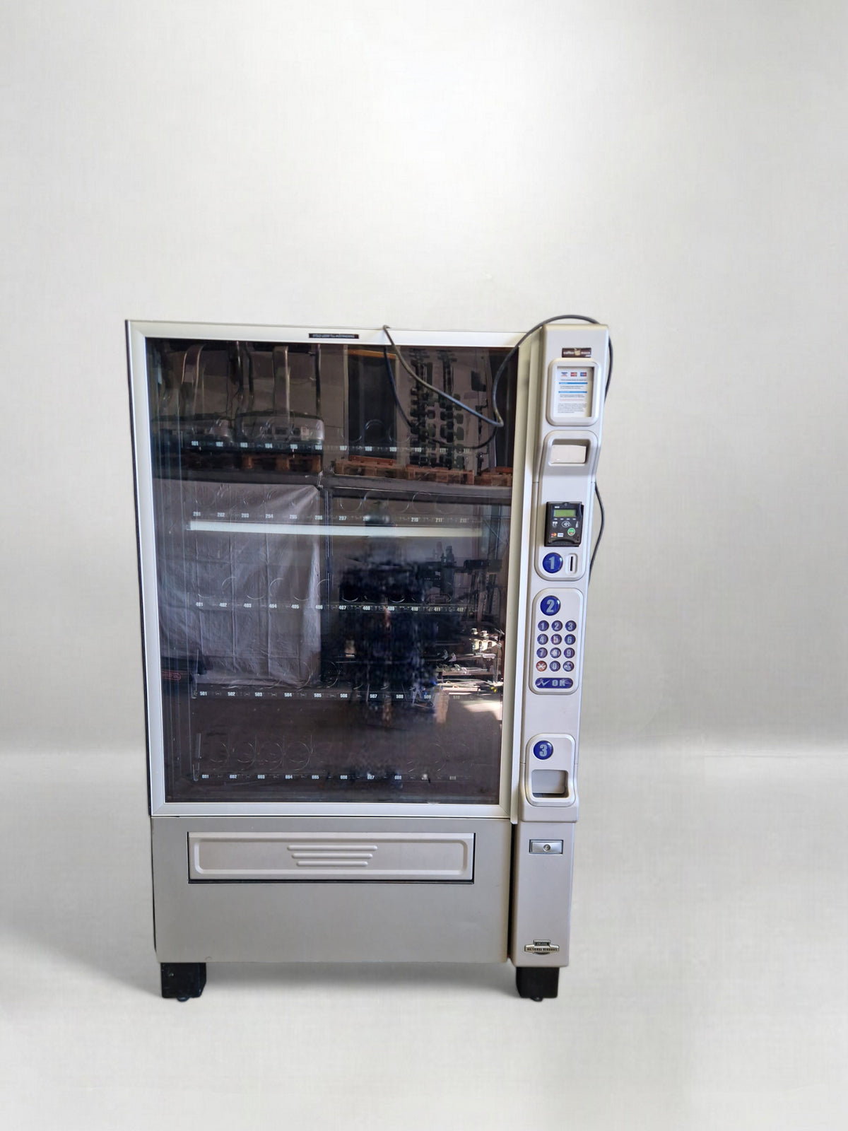 Varuautomat - Crane