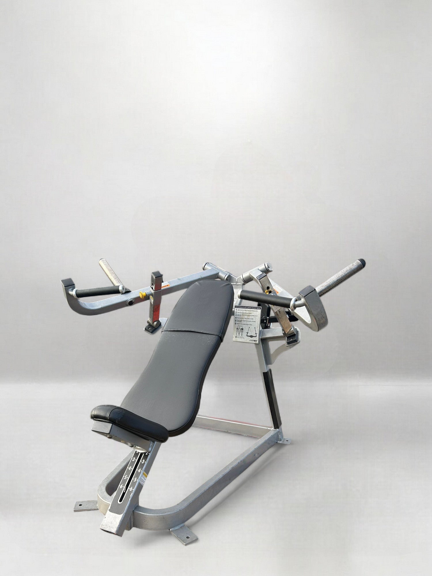 Incline press plateloaded - Cybex